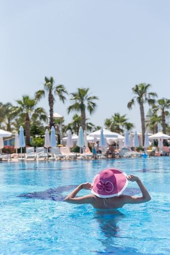 Easy Travel with 56 Great Cheap Tips