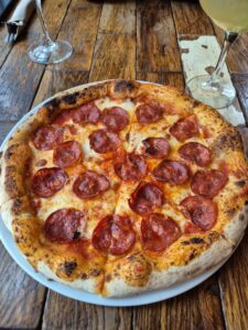 F Hoone pepperoni pizza