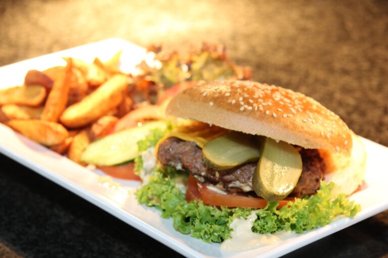 A classic burger and fries lunch showing how a cheap lunch in Helsinki under €15 can still be filling, familiar, and good value during weekday lunch hours.